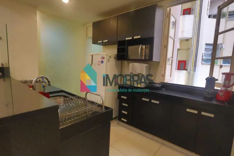 2-bedroom apartment with 3 bathrooms and an open-plan kitchen — photo 16