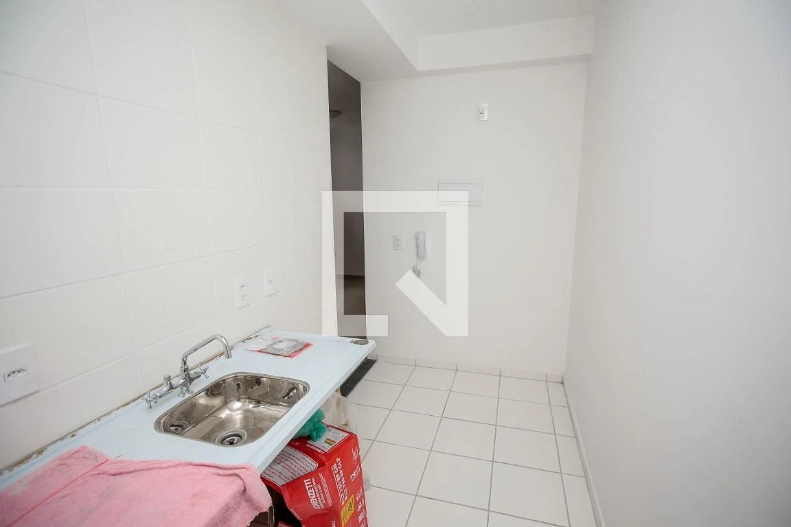 2-bedroom apartment with laundry area and 1 parking spot — photo 25
