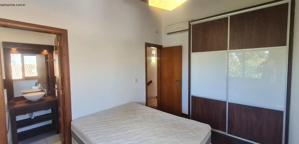 Casa con espacio de home office en Florianópolis — photo 22