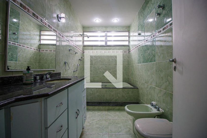 4-bedroom apartment 160 m² with 3 bathrooms — photo 41