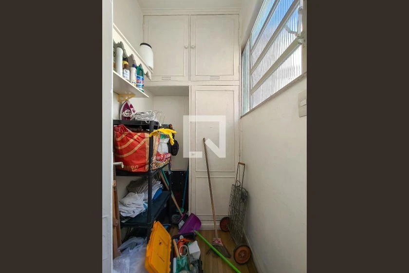 Rental apartment with 3 bedrooms and 208 m² — photo 49