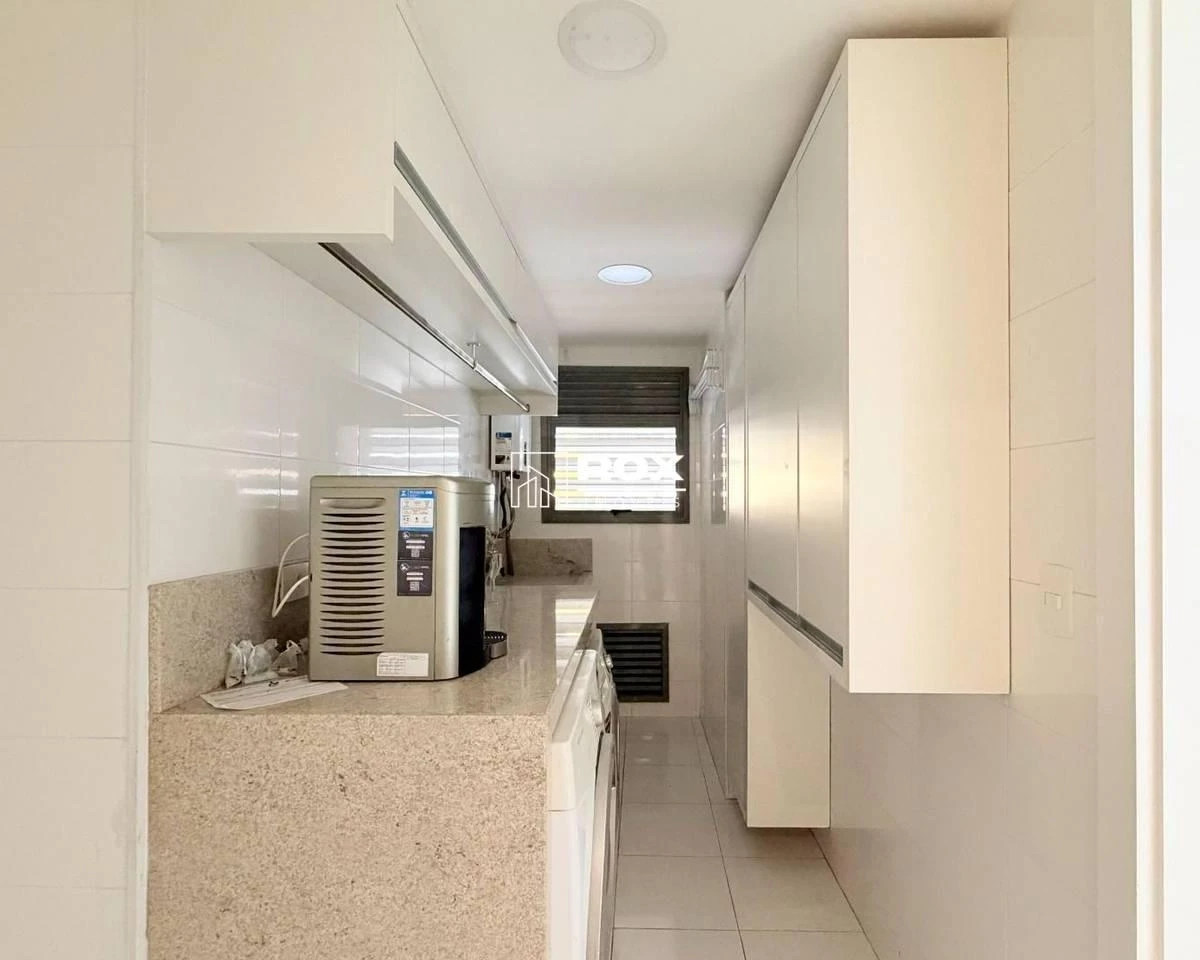 Мебльована квартира з 3 спальнями-сюїтами на 167 м² — photo 30