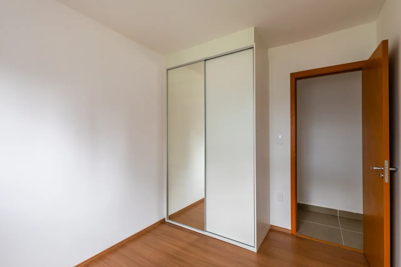 48 m² rental apartment with 2 bedrooms and city view — photo 13