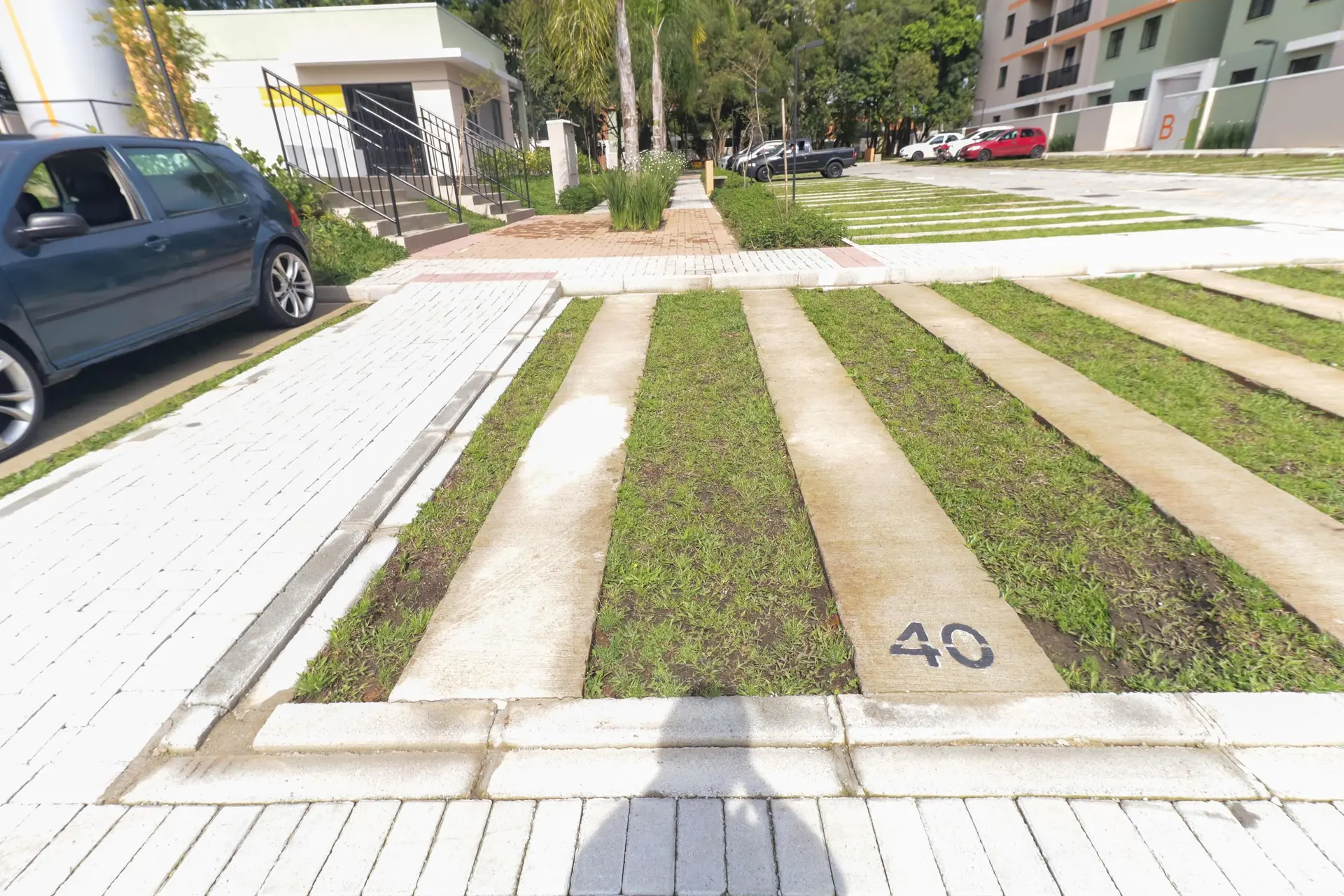3-bedroom apartment with a park view in Curitiba — photo 24