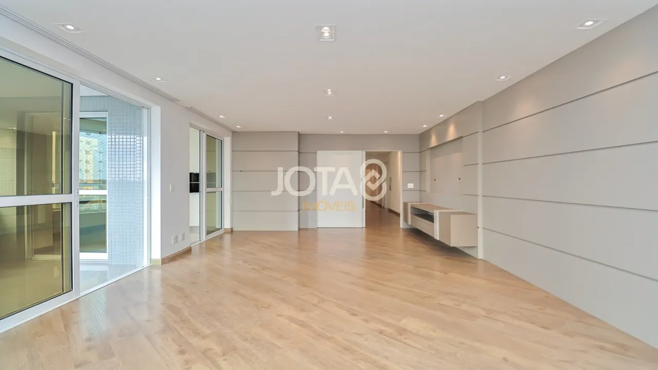 Орендна квартира з 4 спальнями та 329 м² — photo 3