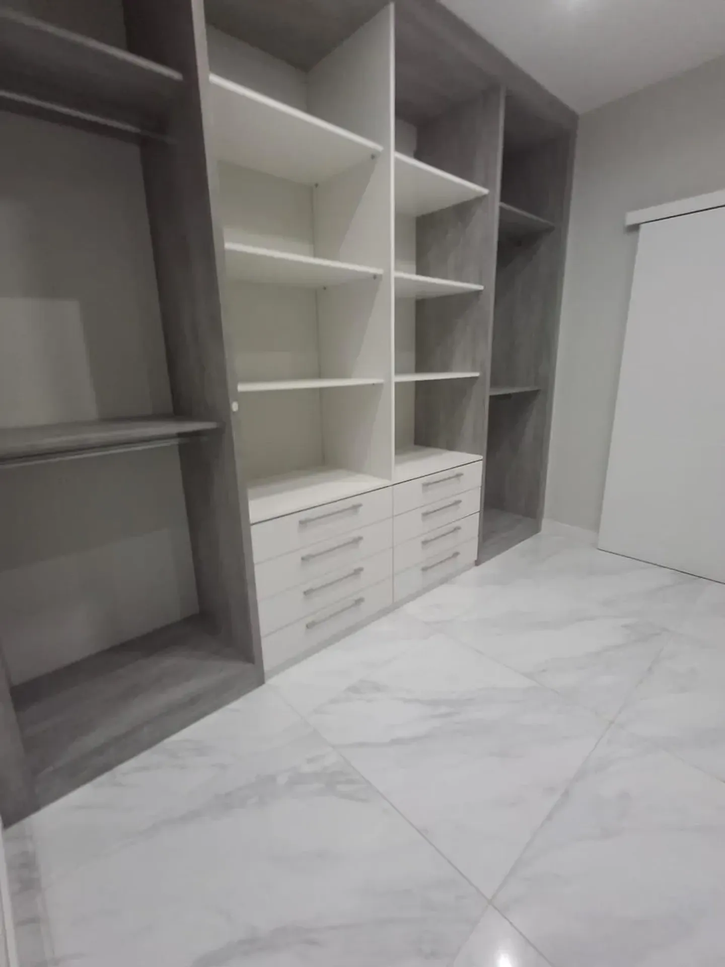 Furnished house with 4 suites and 5 bathrooms, 434 m² — photo 25