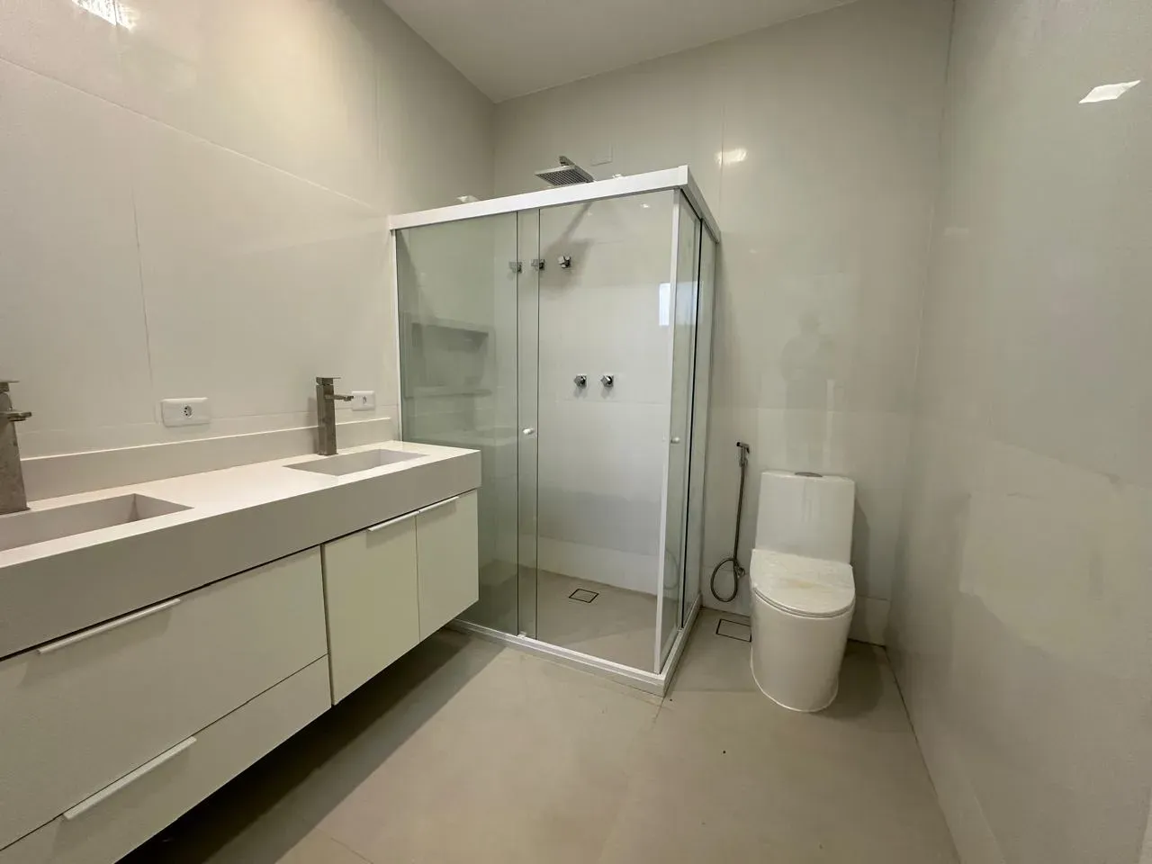 Private pool in a 5-bedroom house, 410 m² — photo 17