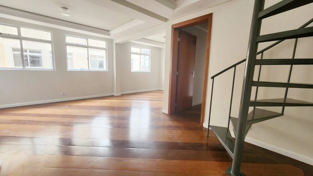 Ванна и 4 спальни: квартира 173 м² — photo 4