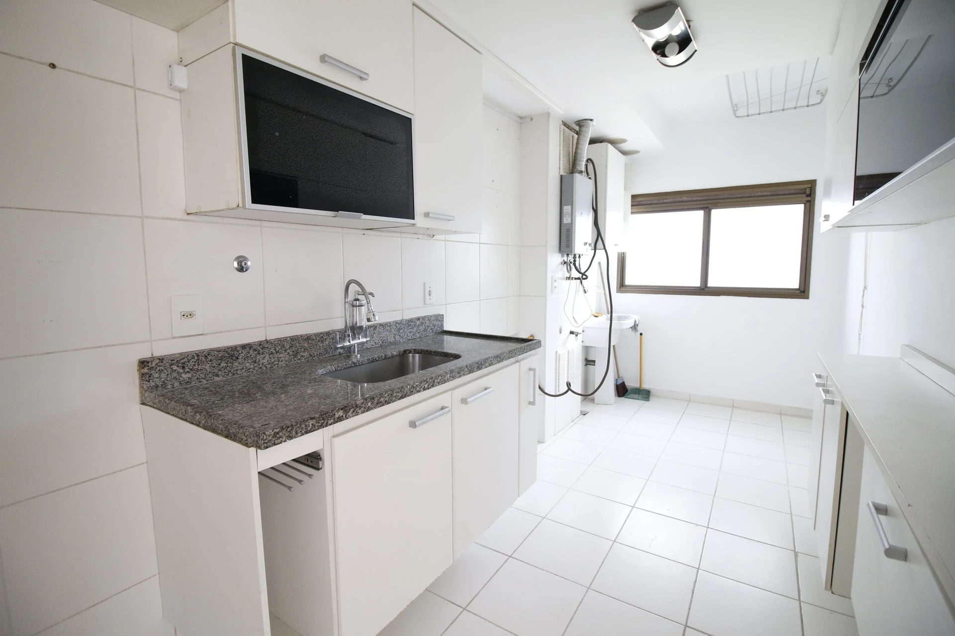 Apartamento de 4 quartos com vista para as montanhas — photo 2