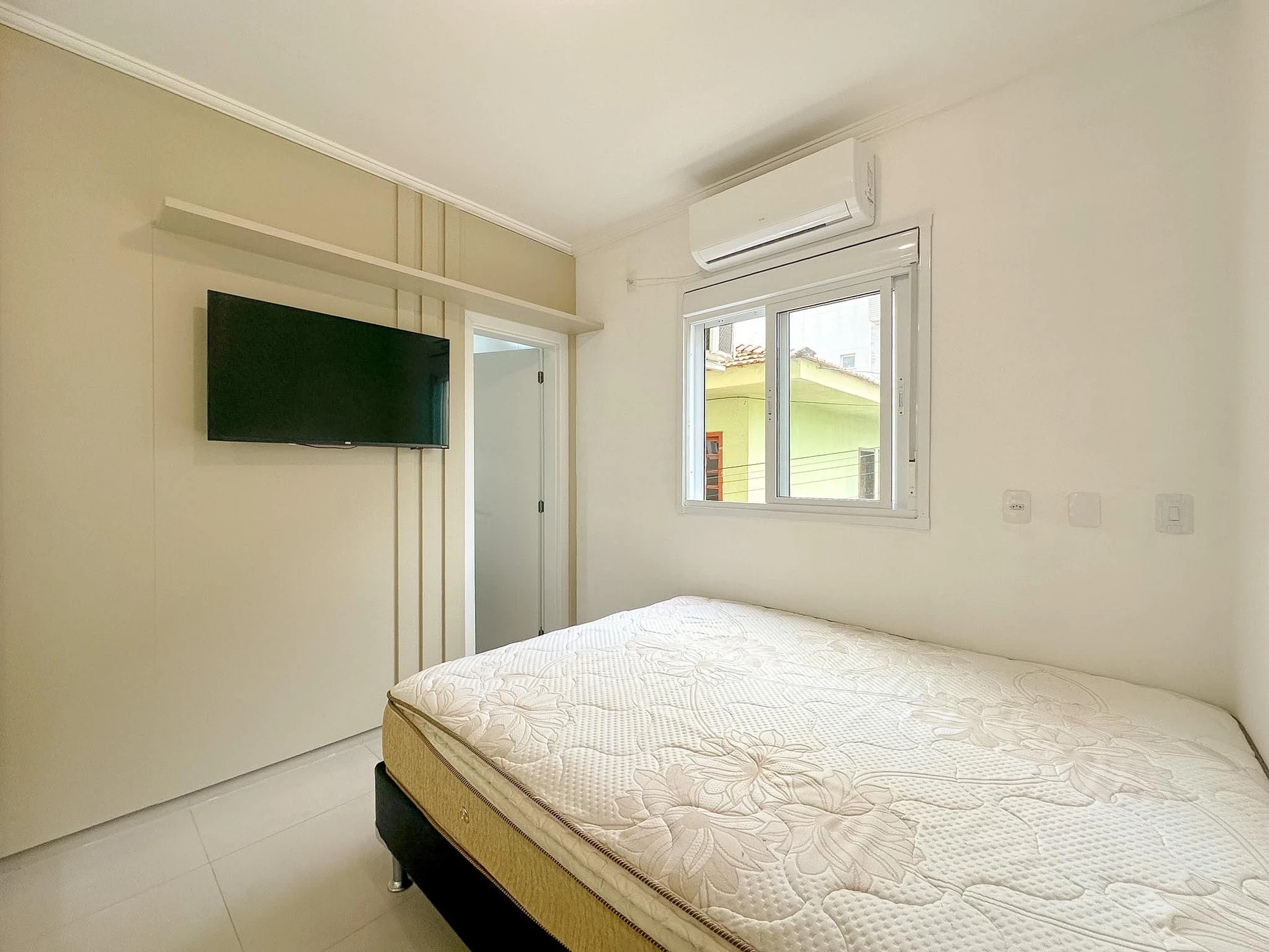 2-bedroom apartment, 1 with its own bathroom, 60 m² — photo 14