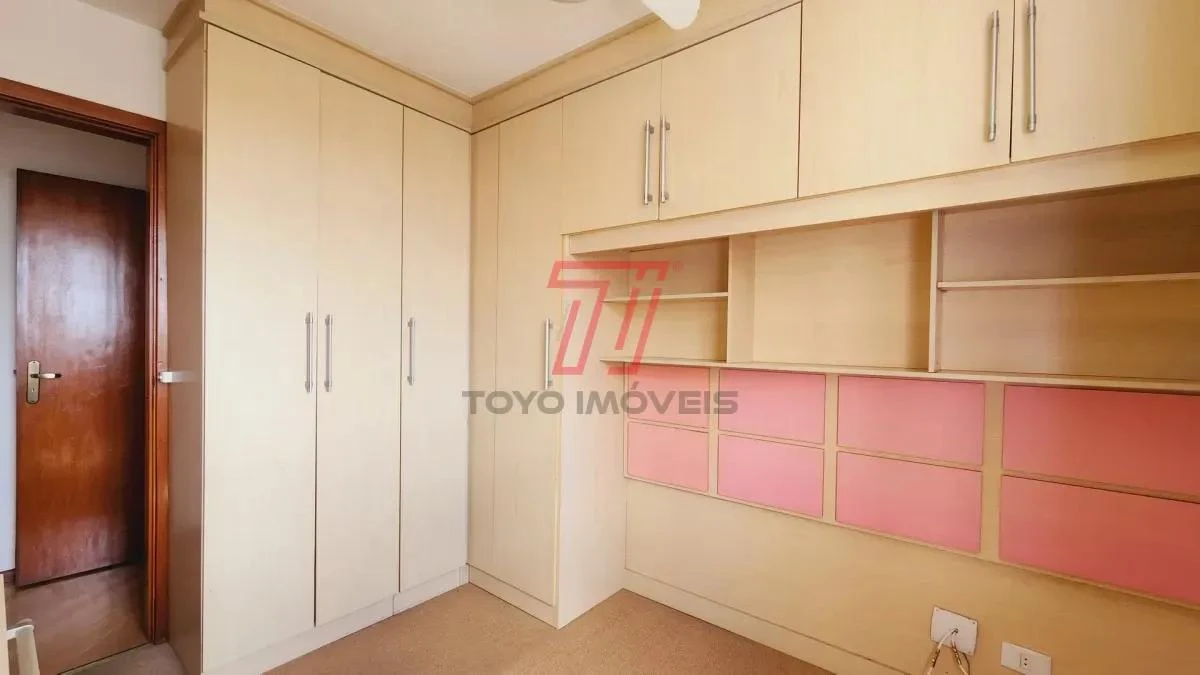 3-bedroom apartment with a bathtub in Curitiba — photo 20