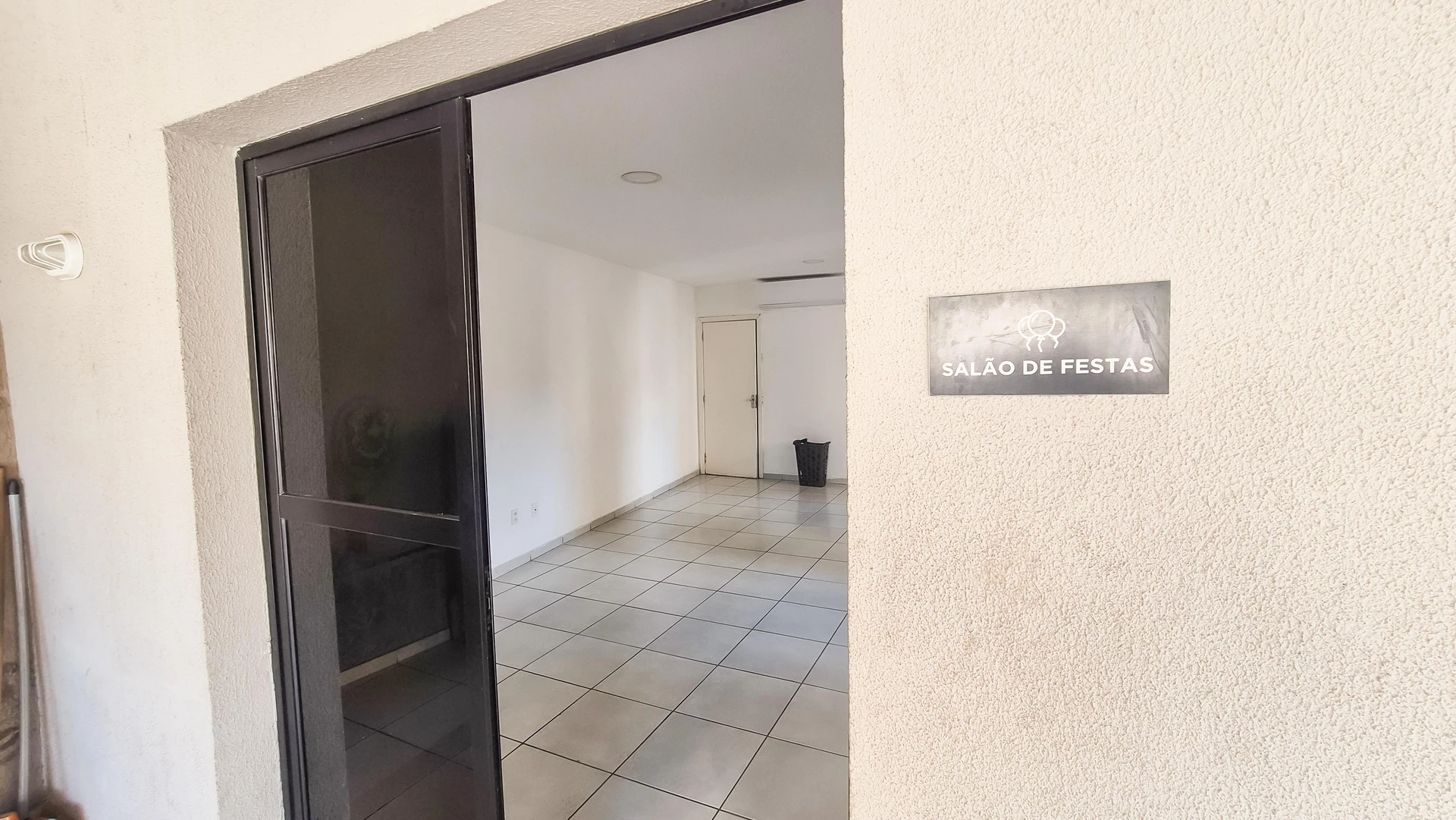 2-bedroom apartment with 1 bathroom and 1 parking spot — photo 46