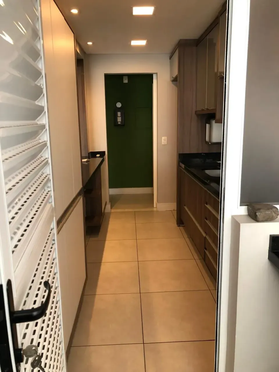 Apartment with air conditioning and 2 bedrooms — photo 10