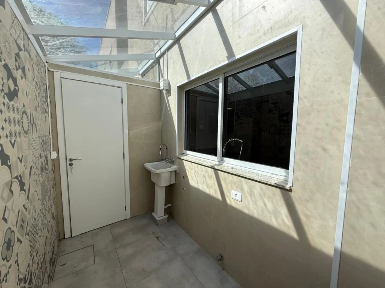 Rental house with 3 bedrooms and 2 parking spots — photo 11