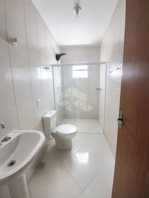 2-bedroom apartment with a washing machine in Florianópolis — photo 19