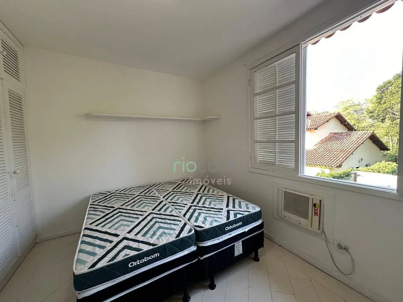 Casa com 5 quartos, 990 m² e 2 vagas, perto das janelas — photo 52