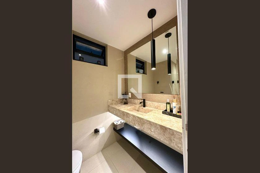 Furnished 220 m² apartment with 4 bedrooms and a suite — photo 34