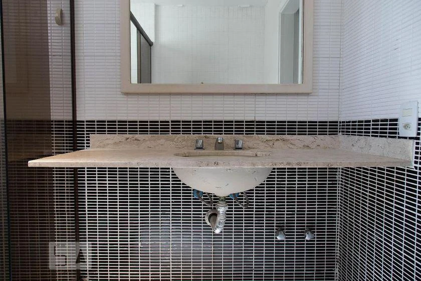 183 m² unfurnished apartment with 3 bedrooms and 2 parking spots — photo 42