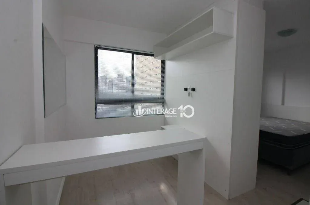 Semi-furnished 1-bedroom apartment with 21 m² — photo 7
