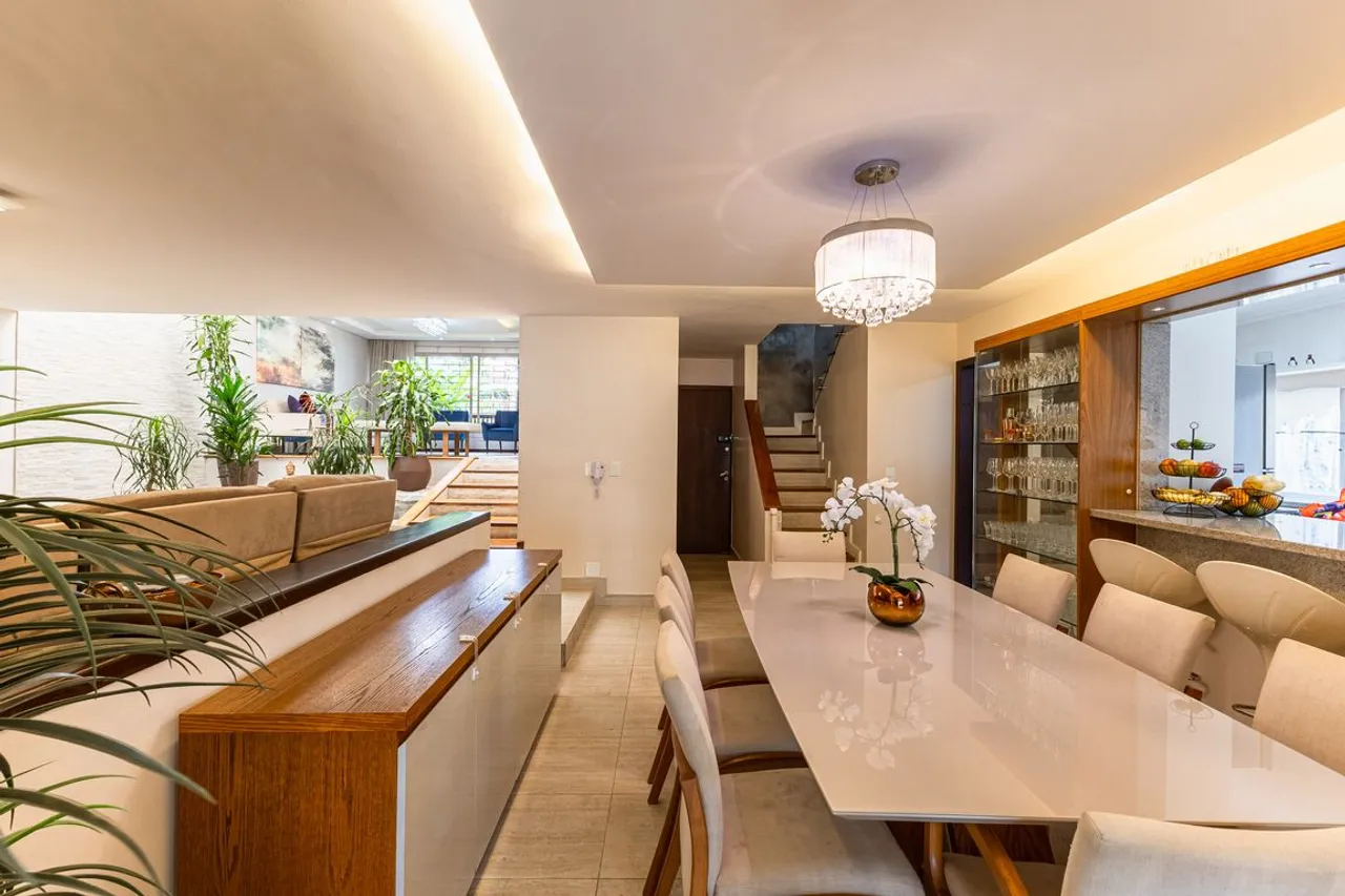 3-bedroom house with heated pool and independent office — photo 11