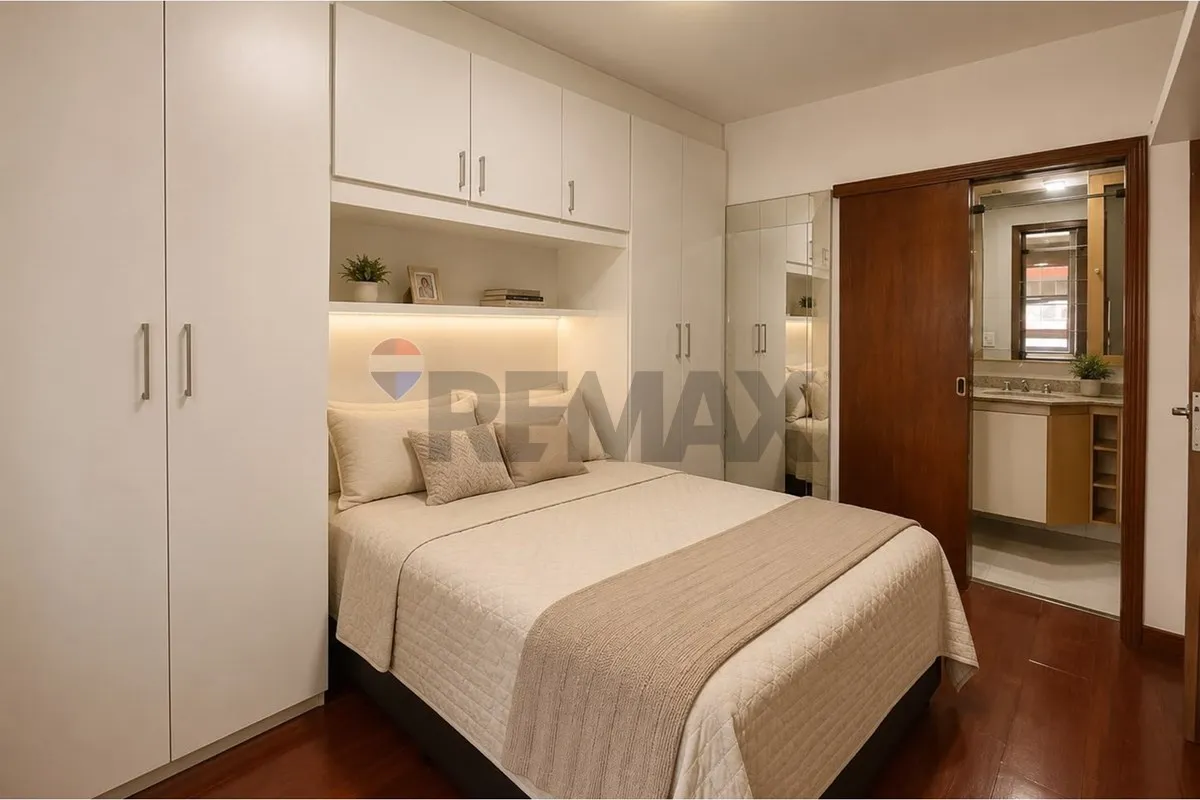 Home office in a 2-bedroom apartment, 82 m² — photo 4