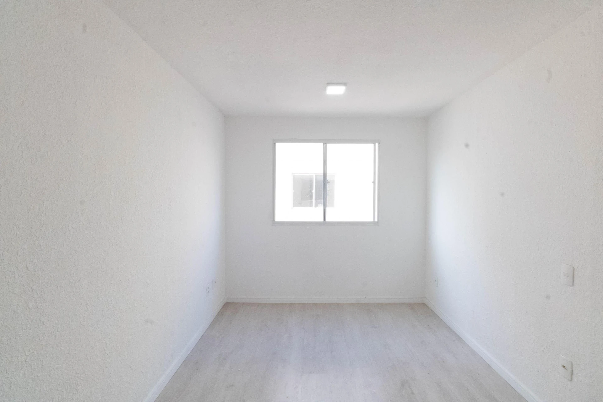 Unfurnished rental apartment with 2 bedrooms and 1 parking spot — photo 14