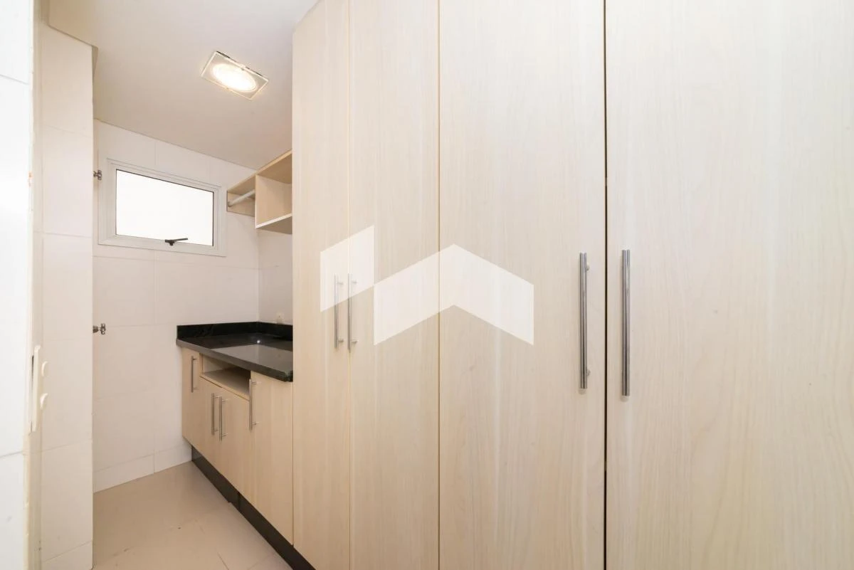 3-bedroom apartment in a building with a gym — photo 27