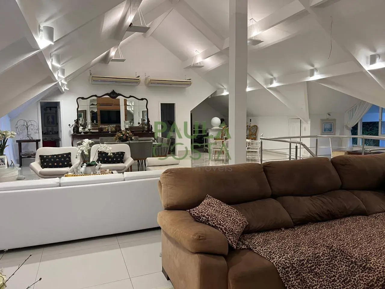 Casa em condomínio mobiliada com 5 quartos e 540 m² — photo 27