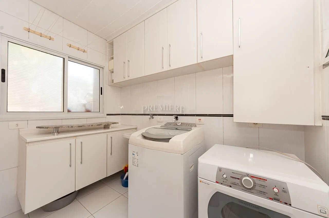 Furnished 270 m² house with 4 bedrooms and open kitchen — photo 15