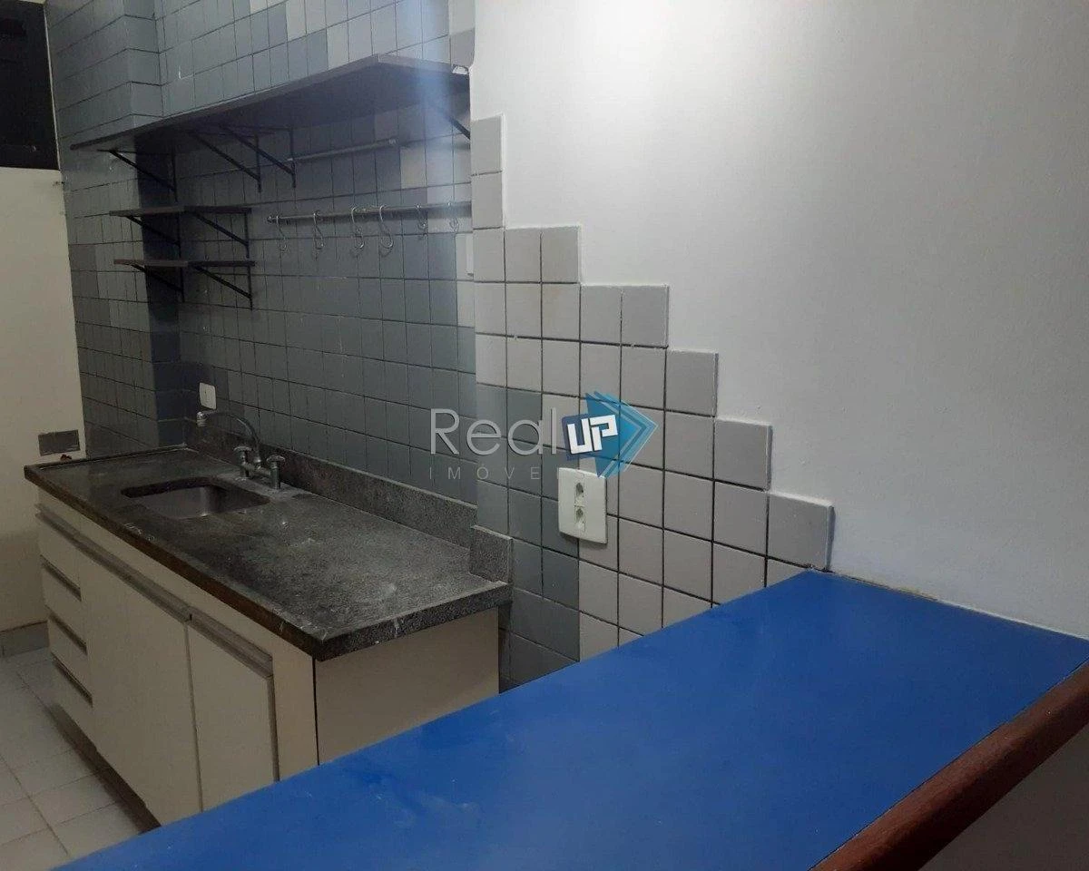 87 m² apartment with 2 bedrooms and a balcony — photo 22