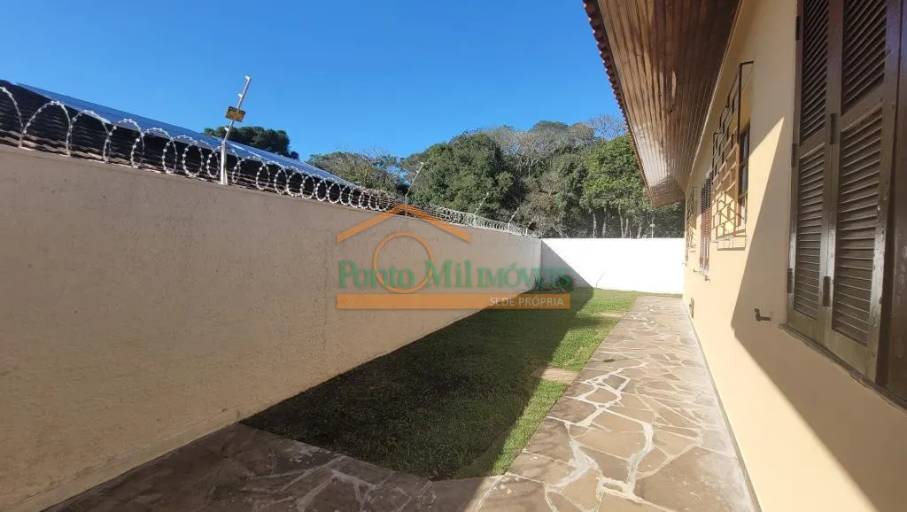 House with 3 bedrooms, 330 m² and 2 parking spaces — photo 53