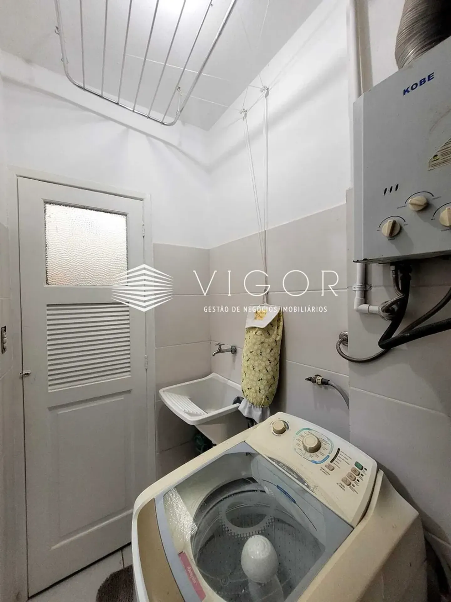 Стиральная машина и 1 спальня: квартира 45 м² — photo 13