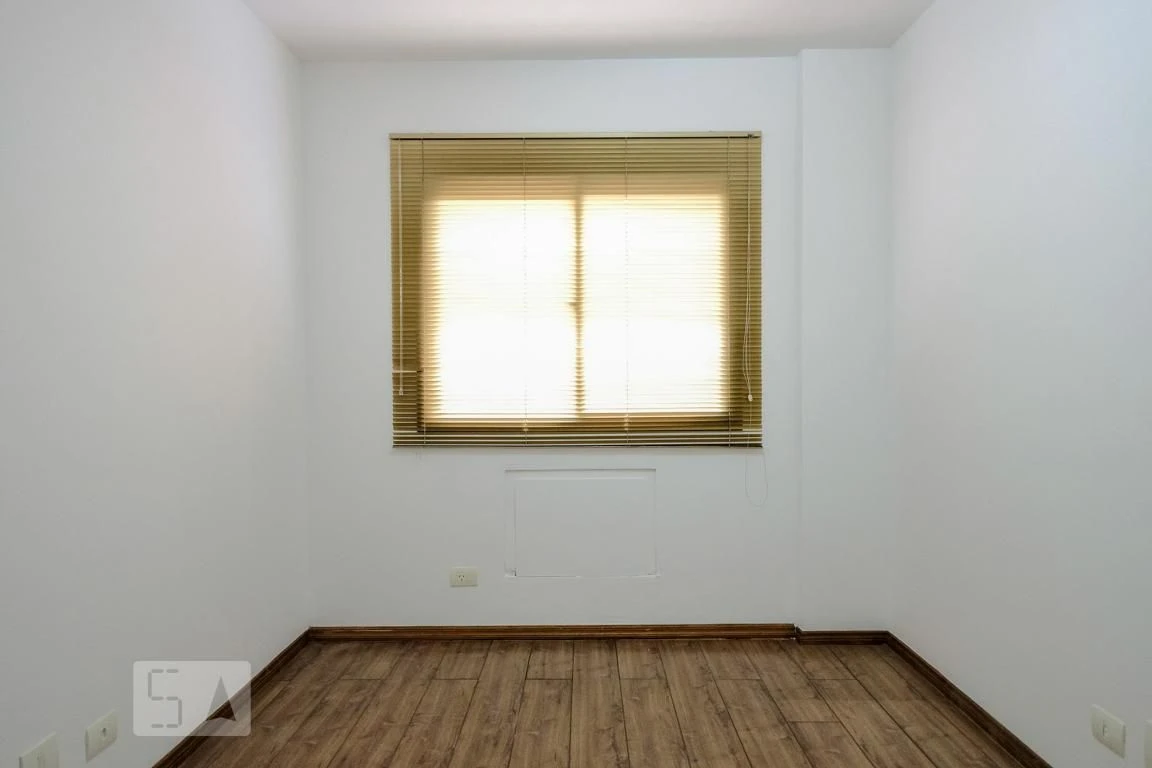 3-bedroom apartment with a mountain view — photo 35