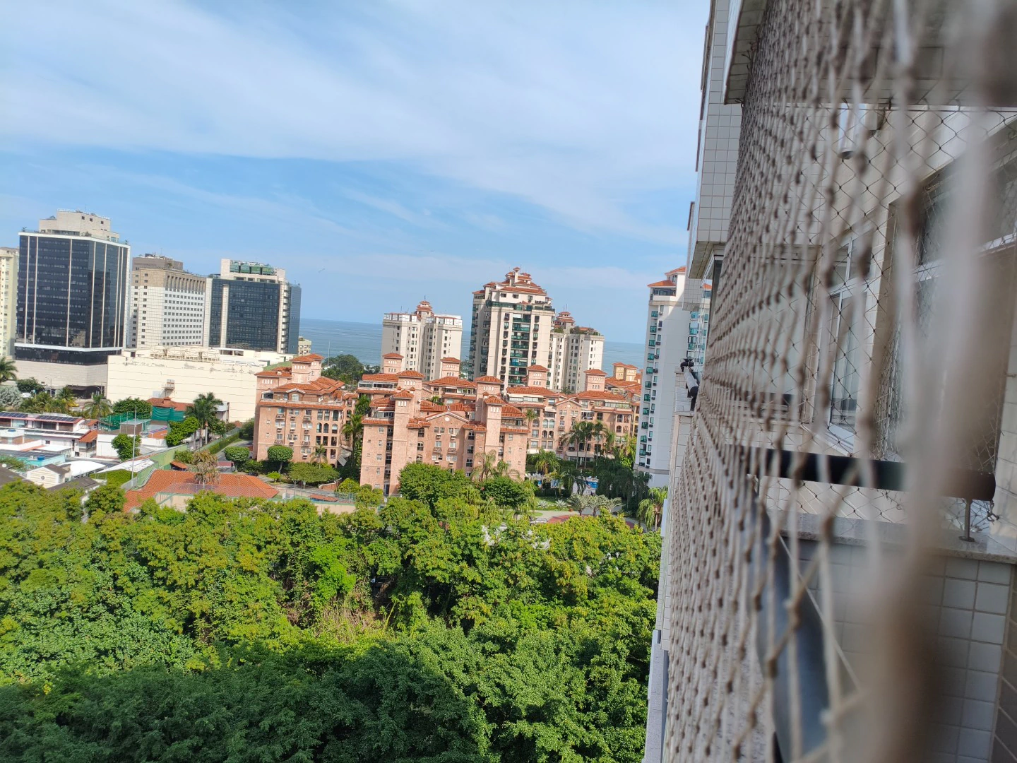 Furnished 2-bedroom apartment 80 m² with parking — photo 9