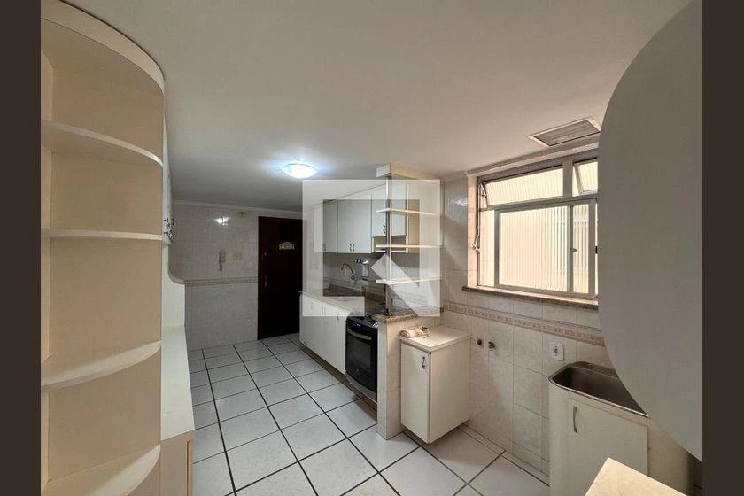 Квартира з вбудованими шафами, 2 кімнати і 130 м² — photo 6