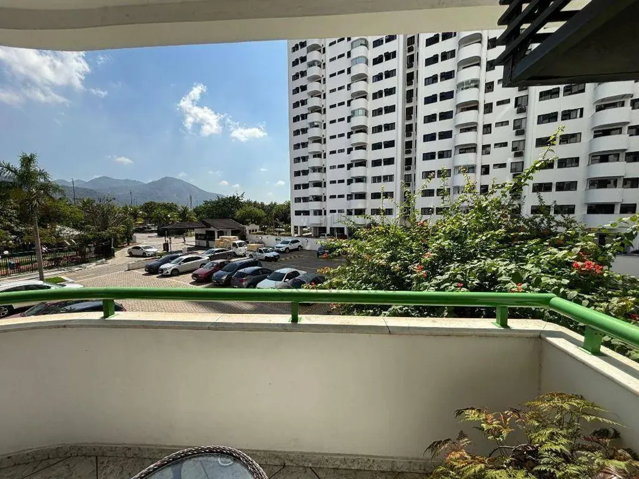 Furnished apartment with 2 bedrooms and 2 bathrooms — photo 3