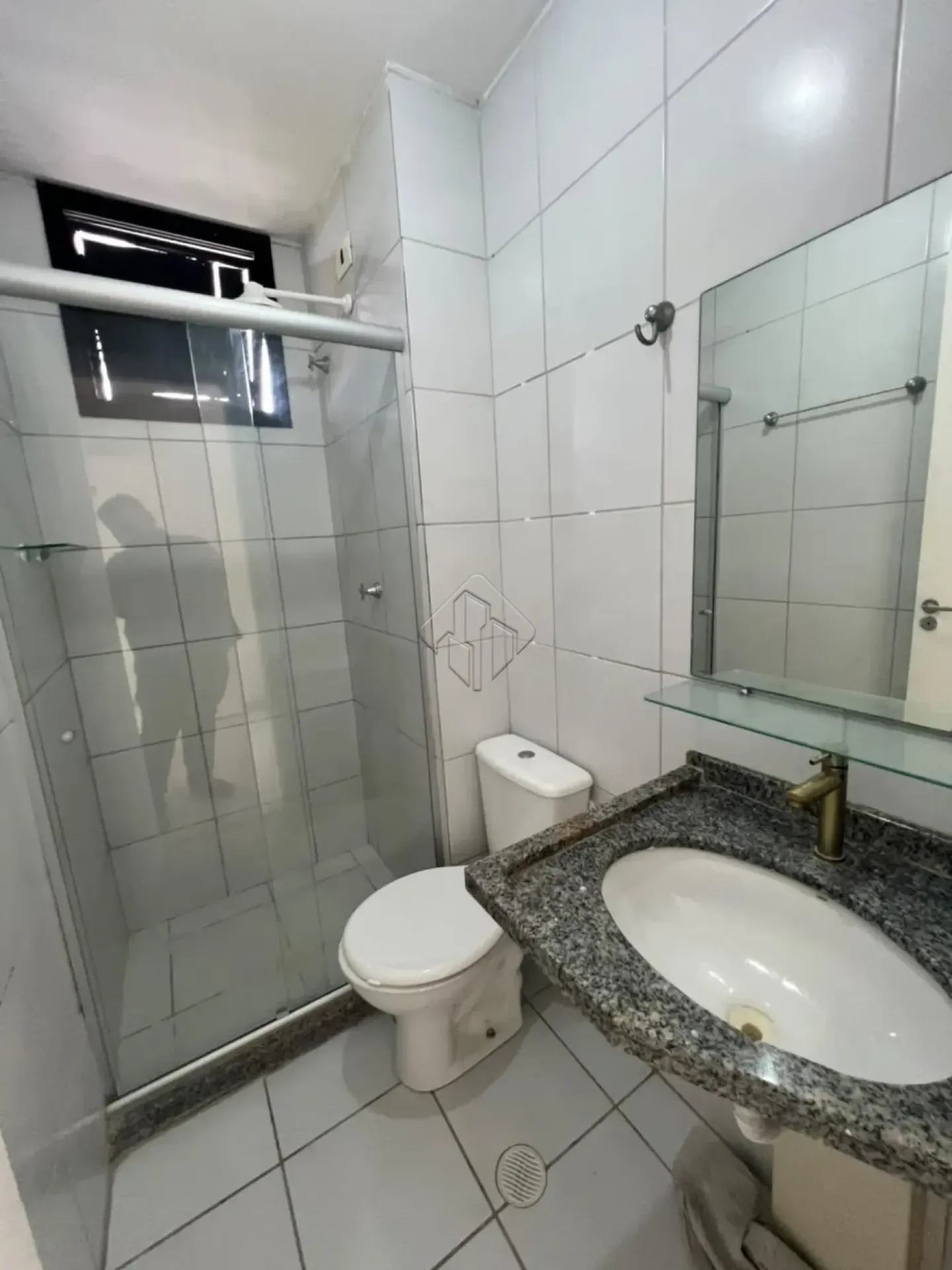 Apartamento de 2 quartos em condomínio com piscina — photo 22