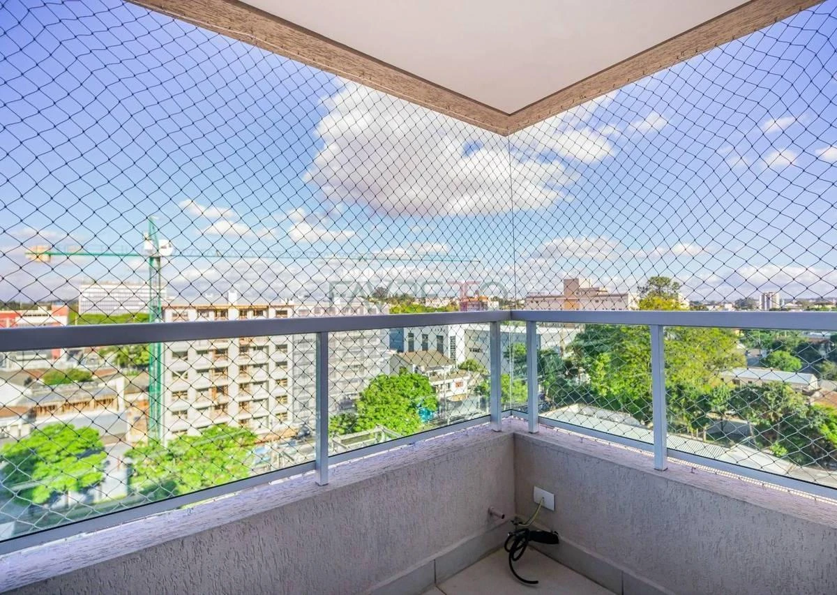 Furnished apartment, 32 m², with a glass-enclosed balcony — photo 11