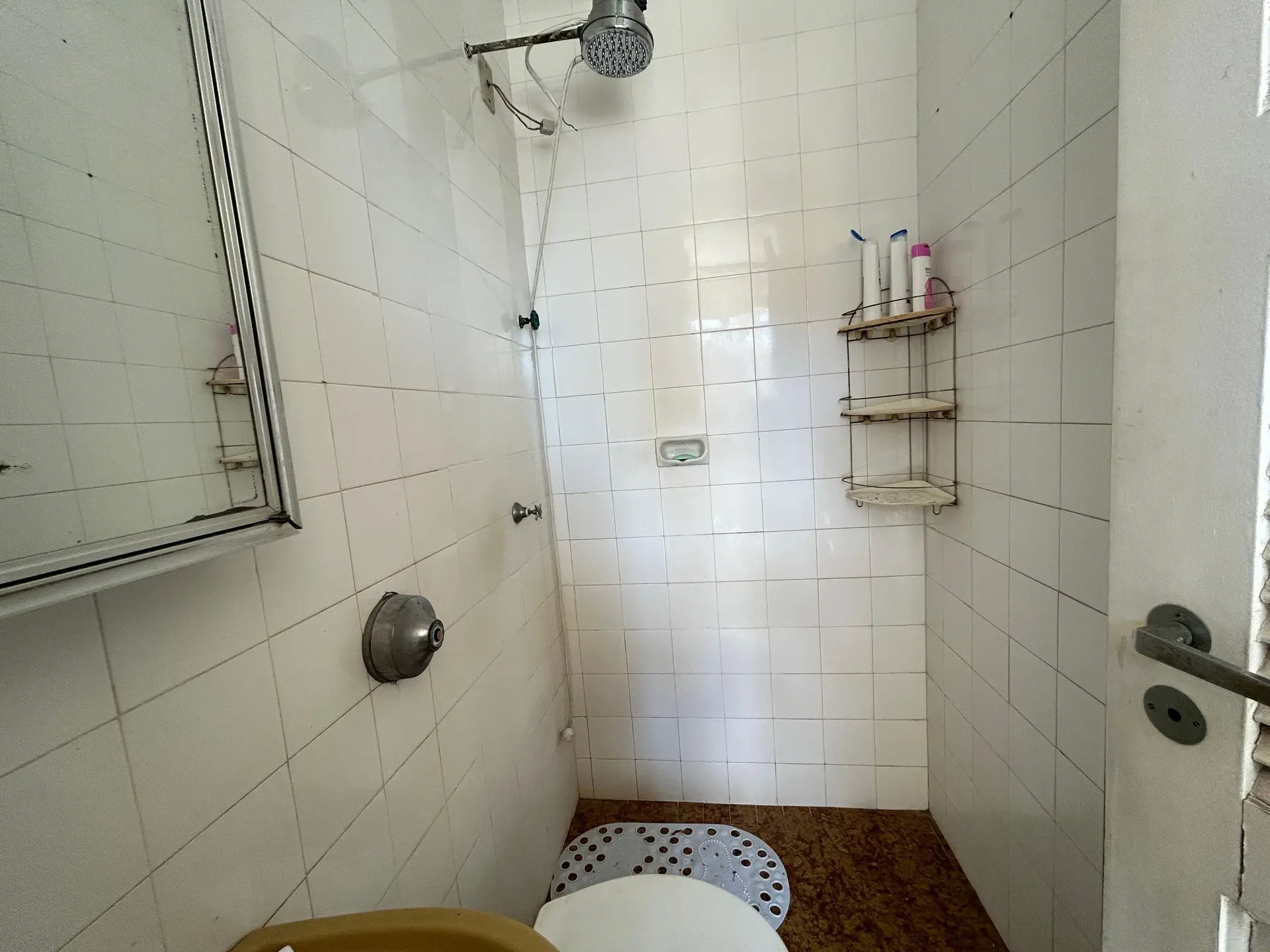 Furnished 4-bedroom rental apartment with 5 parking spaces — photo 62