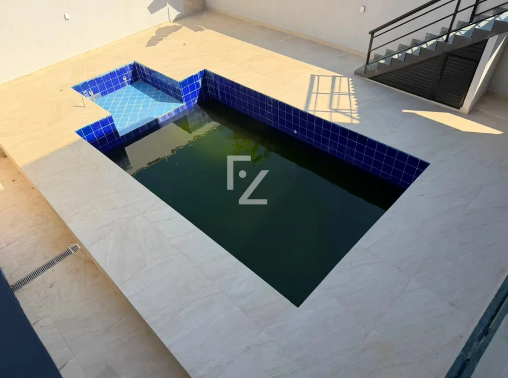 House with 4 bedrooms and 3 bathrooms, 3 parking spots — photo 34