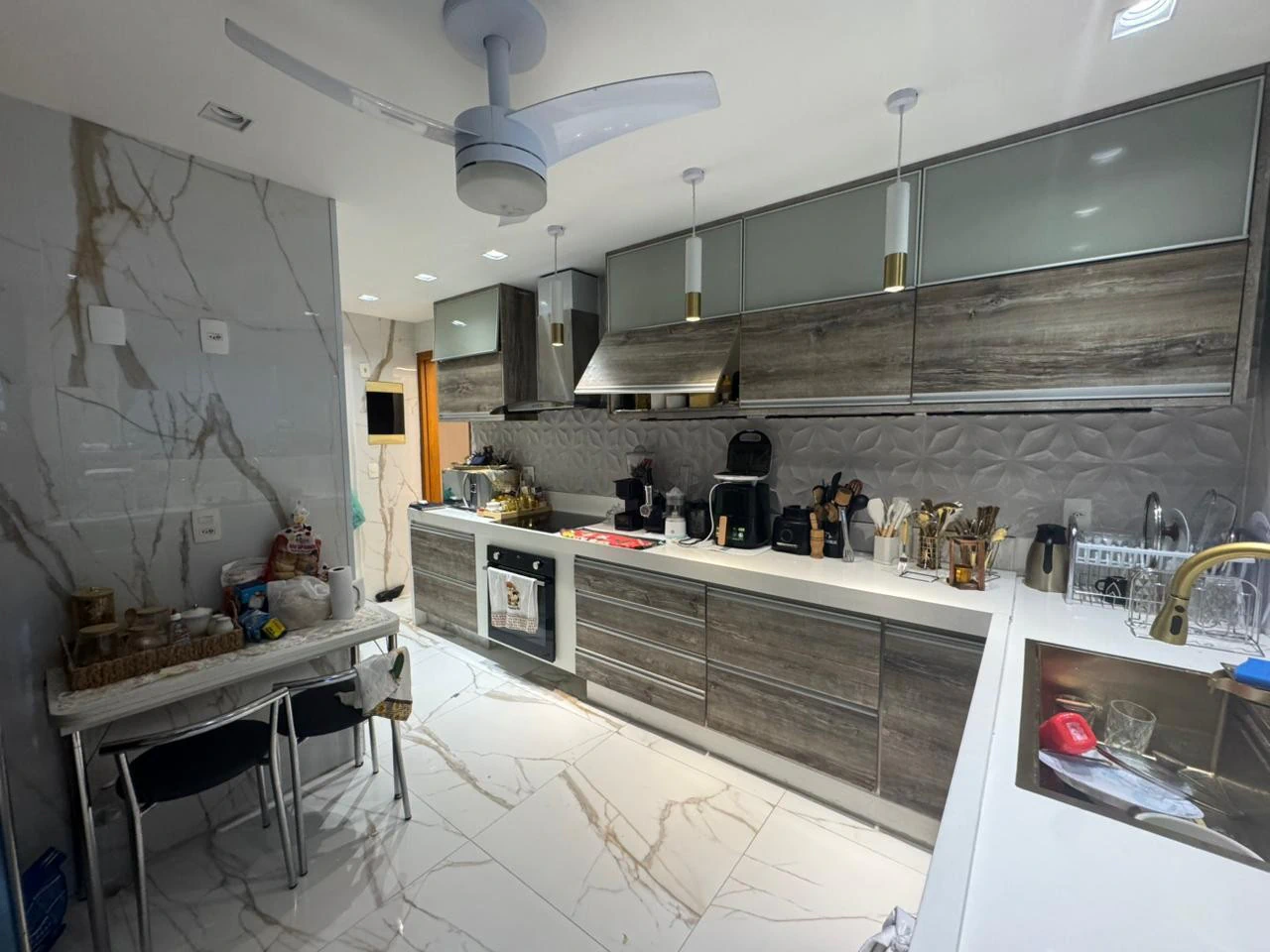 Apartamento mobiliado de 270 m² com 4 dormitórios e 2 vagas — photo 4