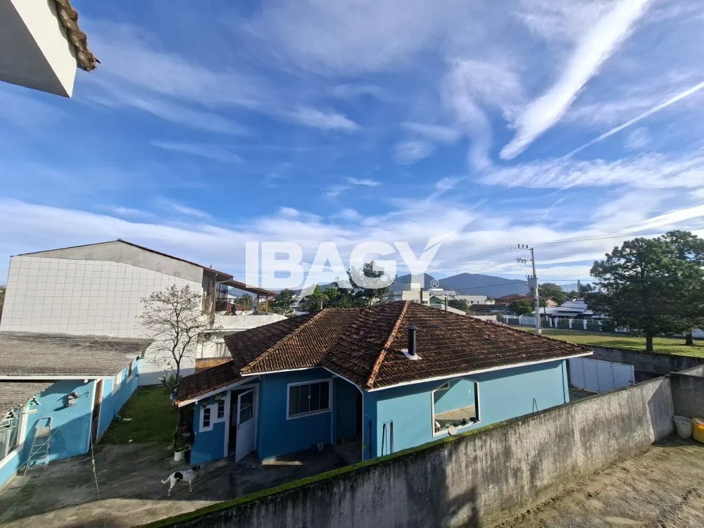 50 м² квартира с 1 спальней и встроенной мини-кухней — photo 6
