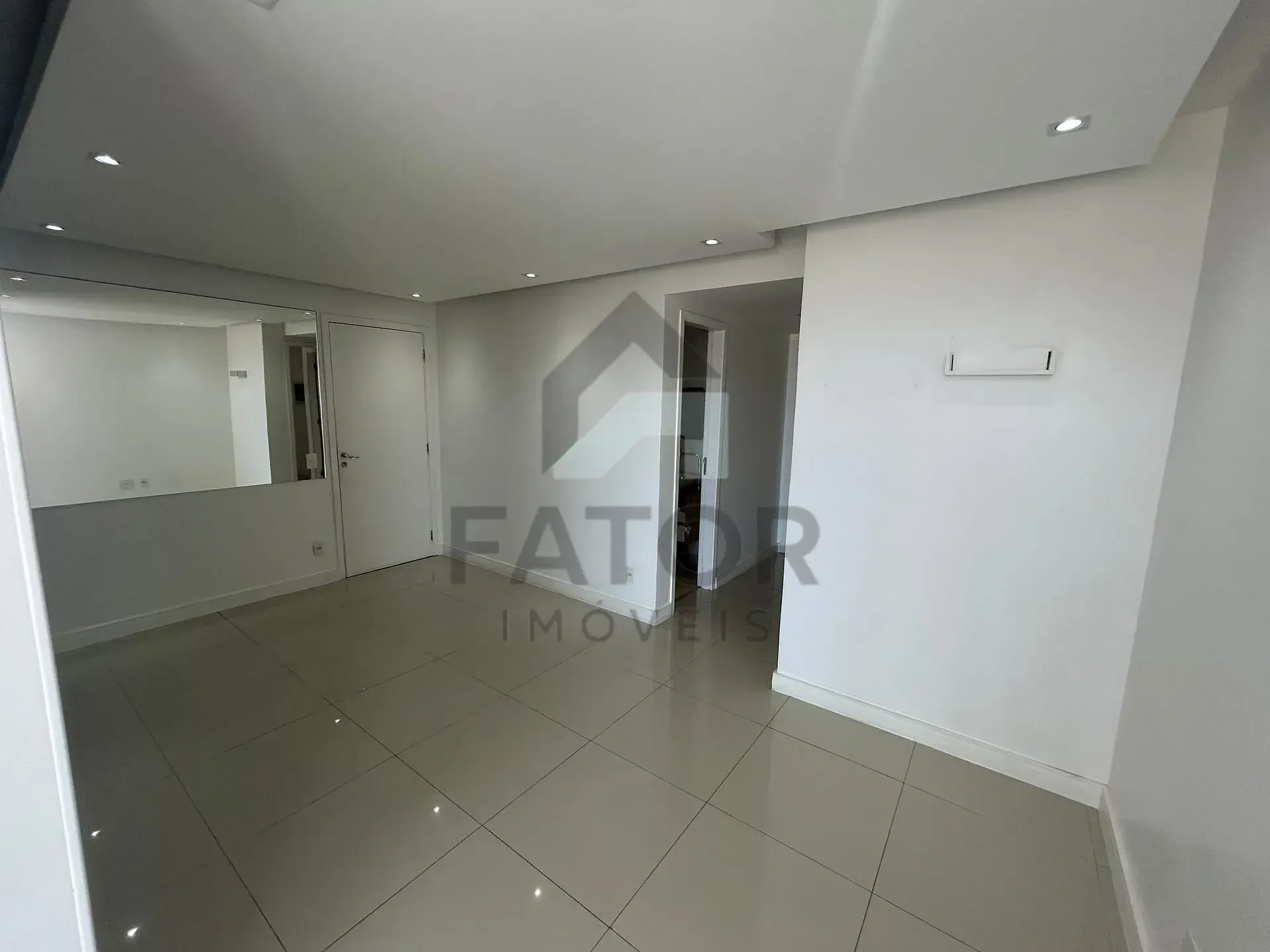 Rental apartment with 3 bedrooms, 3 baths and balcony — photo 5