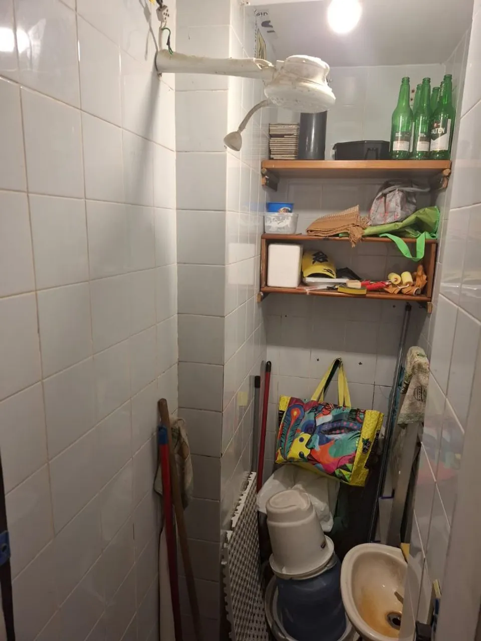Furnished 3-bedroom apartment with a separate kitchen — photo 10