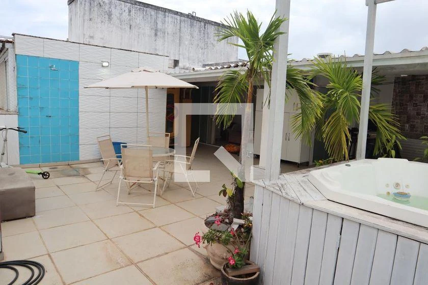 3-bedroom apartment with balcony and 172 m² — photo 26