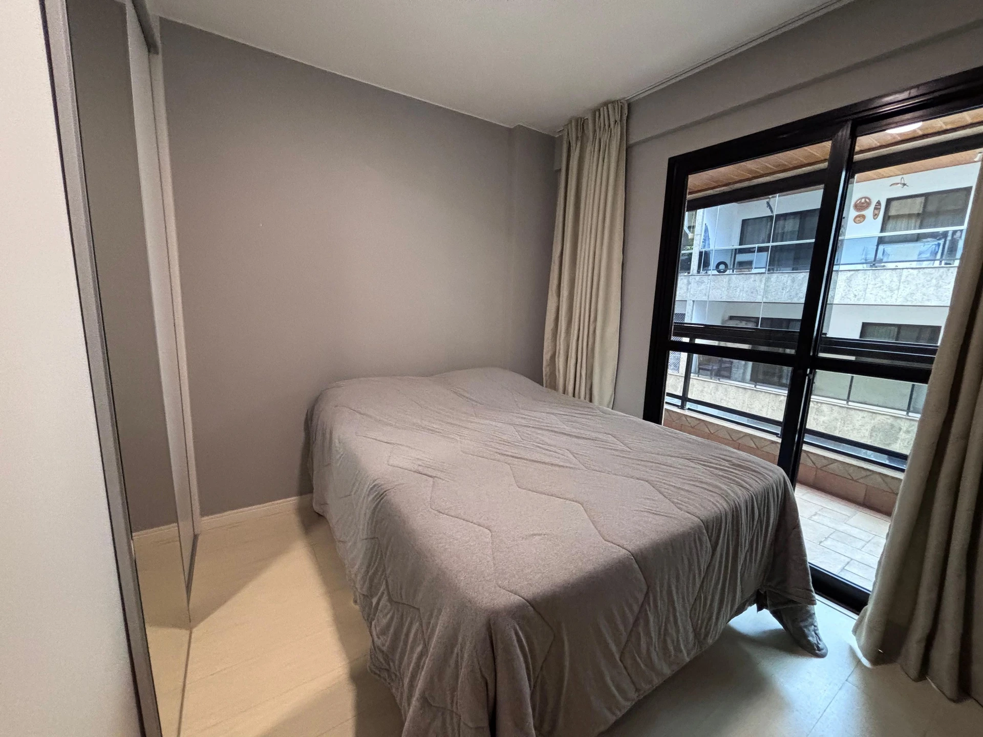 Apartamento mobiliado com 3 quartos e varanda — photo 40