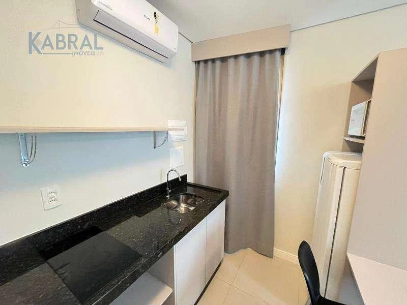 Studio de 23 m² com máquina de lavar e espaço de home office — photo 2