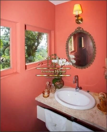 House with 6 bedrooms and 4 en-suites plus 10 parking — photo 22