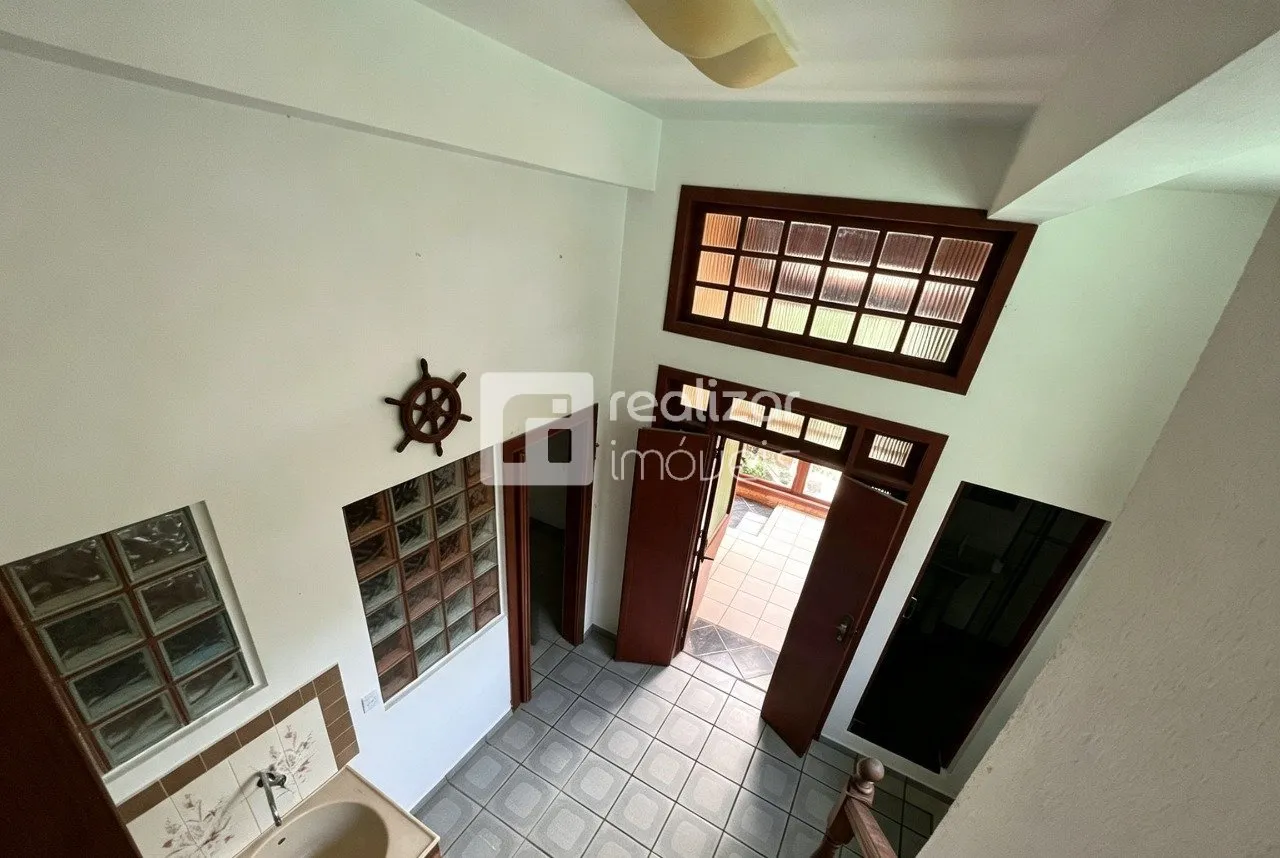 3-bedroom house with a grill on the balcony — photo 14
