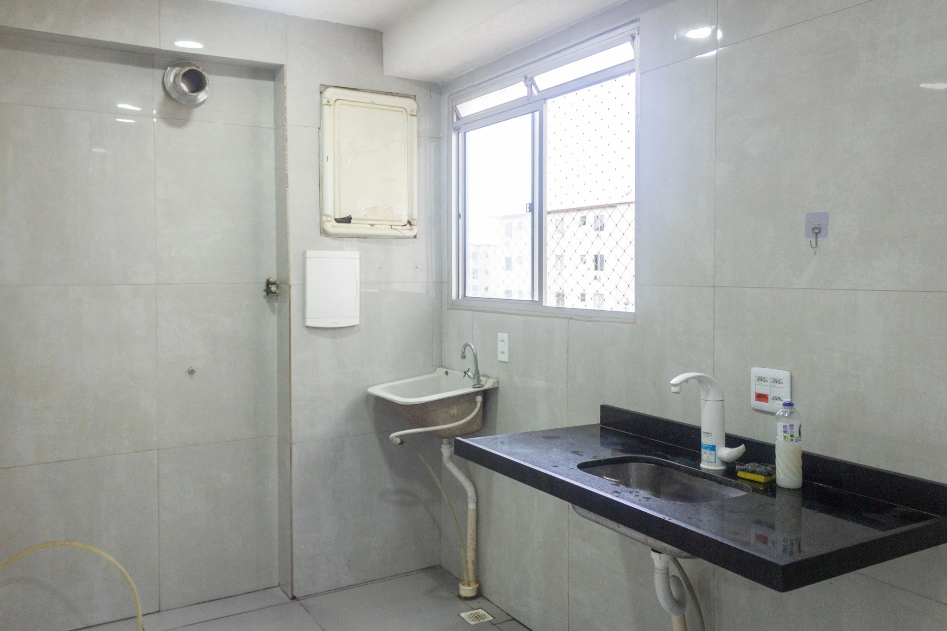 2-bedroom apartment in a building with a pool — photo 2
